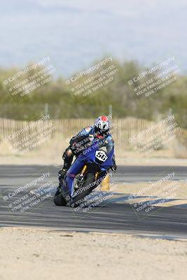 media/Jan-15-2026-Racers Edge (Thu) [[dfebeb70ab]]/2-A Group/Session 5 Turn 2/